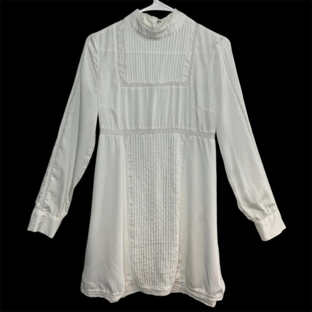 Alie & UO Long Sleeve Prairie Mini Dress White‎ Size 2 Lace Pintuck Satin Modest